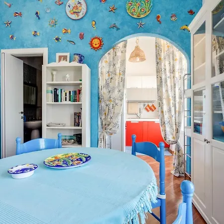 Seaview Apartment *